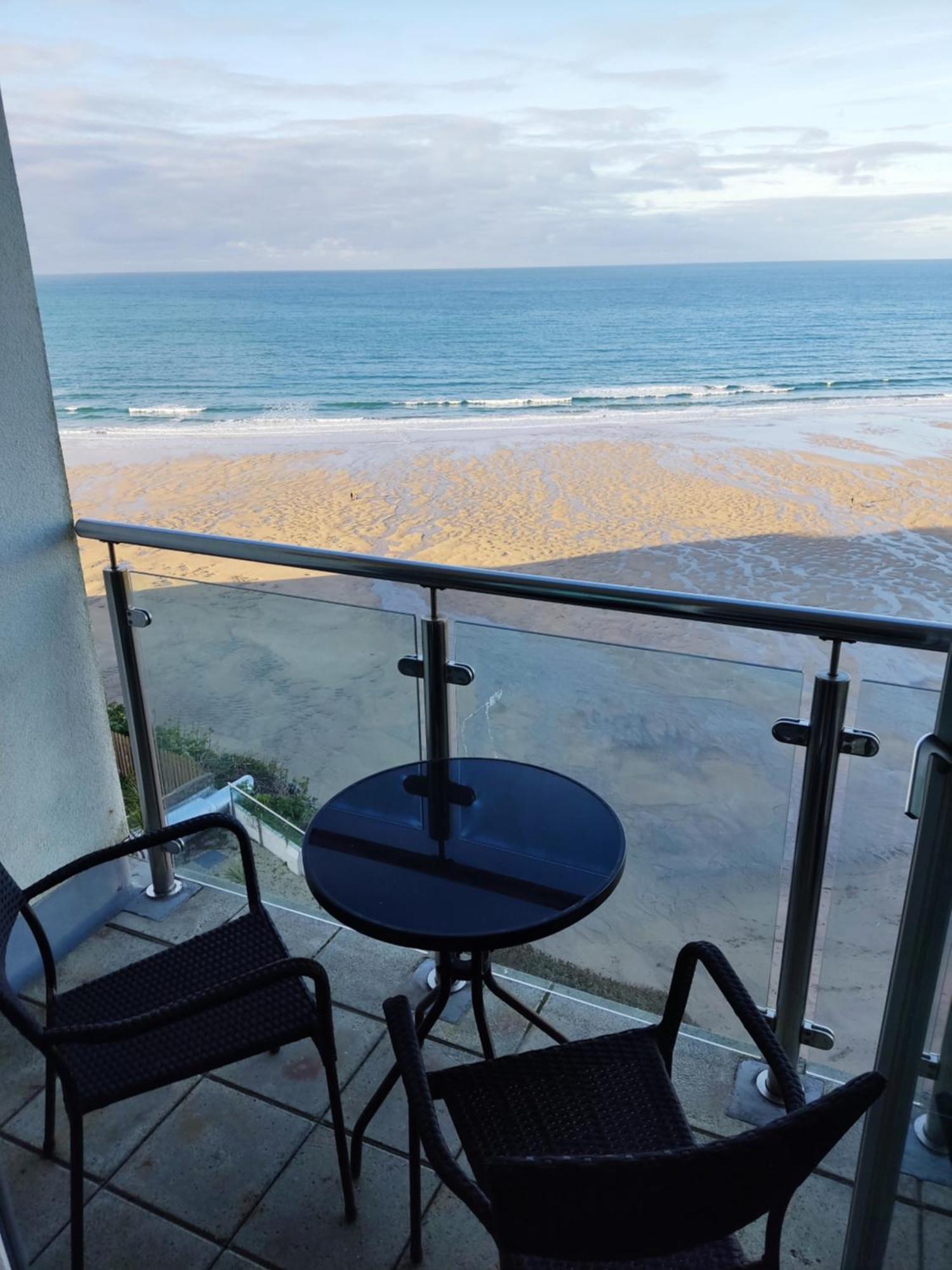 Newquay Rocklands Beach View Exterior photo